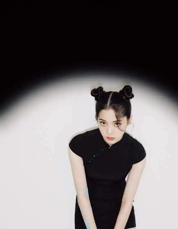 欧阳娜娜改良旗袍造型美翻了,中国女孩今夏必pick这几款裙装