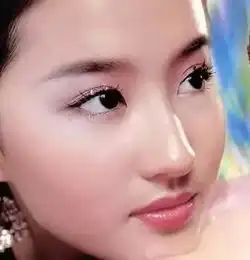 脸上有个聚宝盆的女人面相