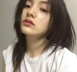 女生头像无论多大都要热爱童话英雄和魔法