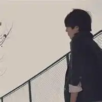 头像女真人背影一个男人