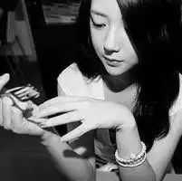 女唯美头像黑白peter