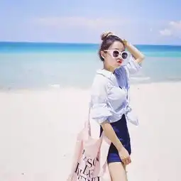 蓝天图片唯美女生头像个