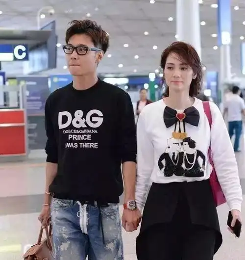 27岁体操冠军因破产与81岁富豪相恋,豪砸400万,还清债务秒分手