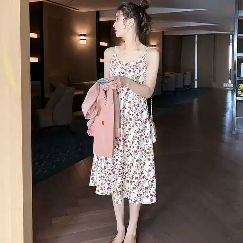 雪纺连衣裙女2020新款大码女装夏季碎花a字裙子中长款显瘦吊带裙