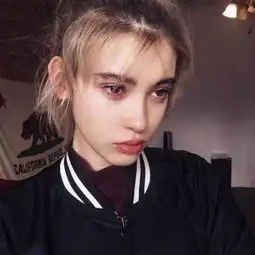 外国女生头像小清新复古图片