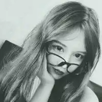 qq头像女生黑白的漫画冷