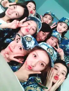 军训结束吴磊宋祖儿与同学合影青春明媚朝气满满