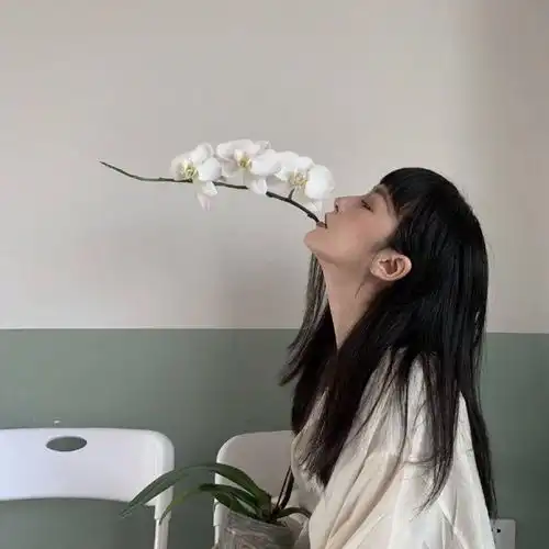 女生头像喜欢简单纯粹