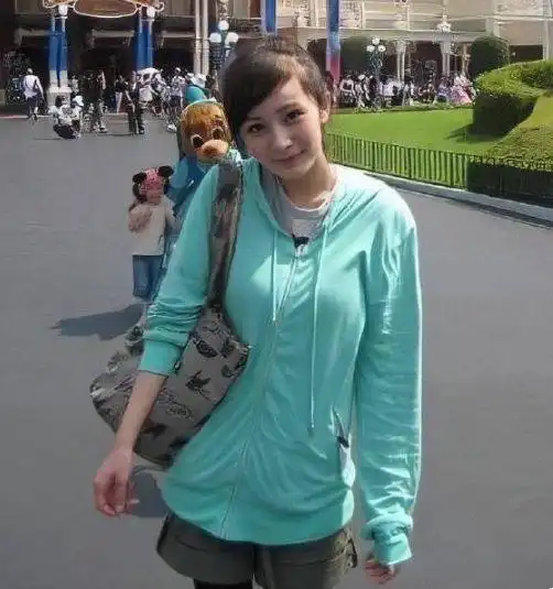 学生头像女生高圆圆