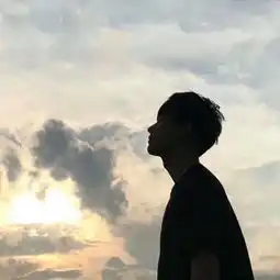 这张头像是情侣头像吗