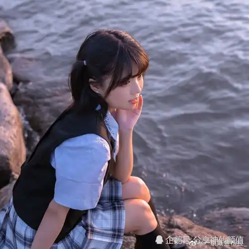 jk女孩丨做自己就好了我会喜欢你的