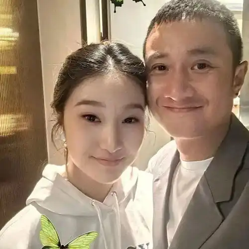 马伊琍大女儿被夸高级脸,16岁生日照明星范儿十足,完全挑父母优点长
