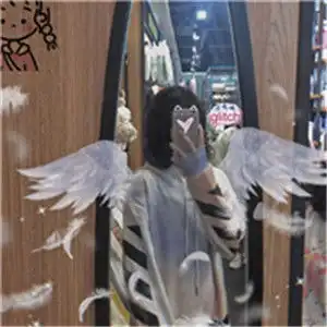 现在年轻人喜欢出名网红图片女生头像