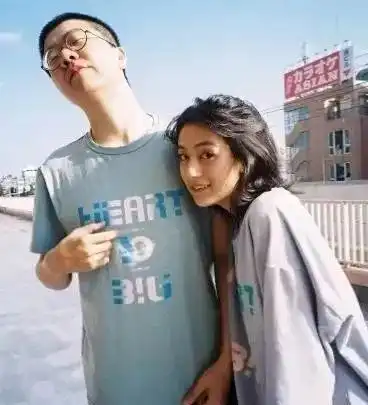 李诞首次正面谈恋情,这是一段跨越种族的恋爱