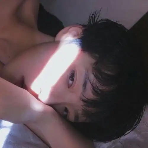 头像阔别已久的男生头像