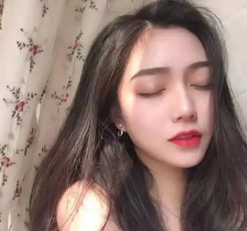 属于3种脸型的女生,颜值美出新高度,男生一见就钟情