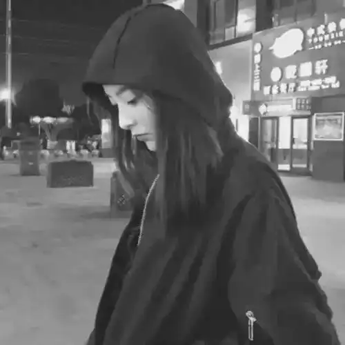 女生qq头像霸气冷酷黑渣女