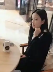 最美网管惊现抖音,玩魔术强势撩汉子,网友给我开台机子,朵儿