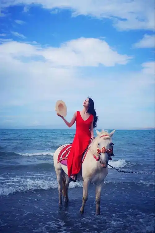 七月的青海湖,你美得有点过分了