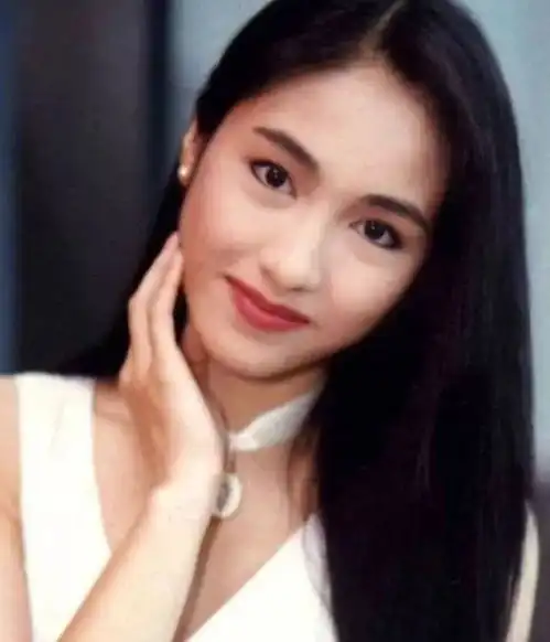 她曾迷倒张学友周星驰,46岁艳压18岁少女真正的美人,无惧岁月
