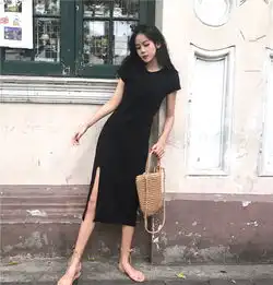侧分叉超修身优雅长袖连衣裙
