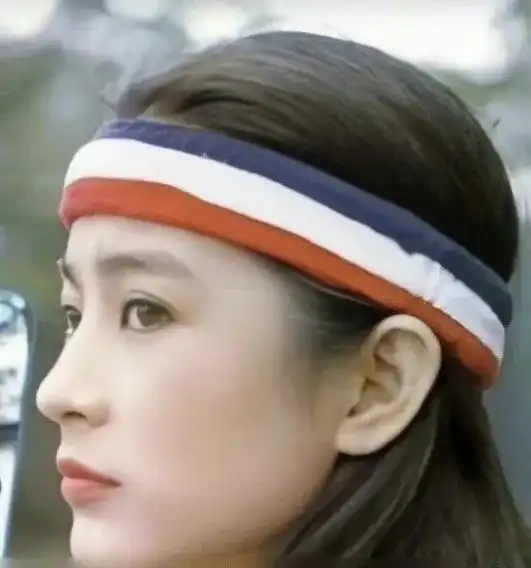 顶级美人林青霞17岁前认为自己丑得像饥民,她发生了什么