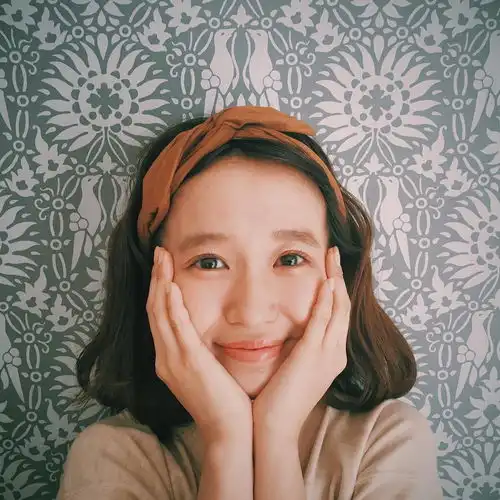 拍照男生女生必看日本女孩怎么摆pose拍照怎样给女票拍照更好看快请进