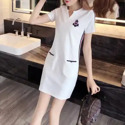 氛围感女生头像背影衣品