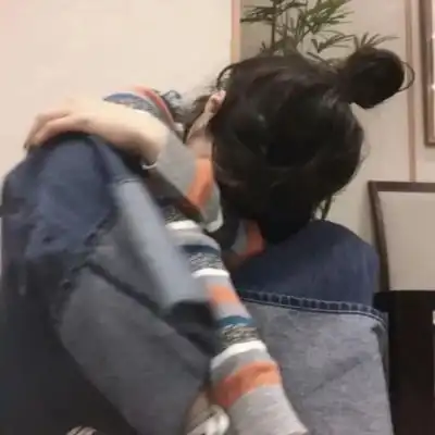 头像女落日晚风我们家