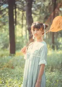 漂亮可爱漫画萌少女图片绿色清新