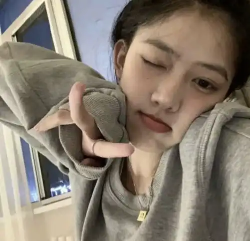 最近超火的wechat女生头像