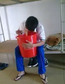 寂寞成灾记录那些疯狂的大学男女