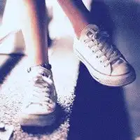 非常漂亮的女生帆布鞋头像qq头像帆布鞋非主流帆布鞋头像