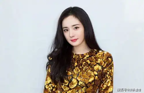 次元壁又破了,杨幂发博怒斥剧透,原来大幂幂竟是二次元少女