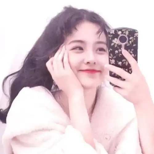 最美的女人不在你的眼中而在你的心中