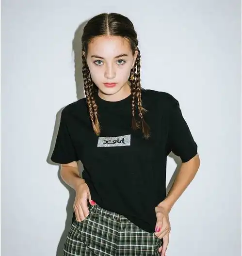 确定只有14岁日德混血小仙女sakurakirsch,人间奇迹美少女