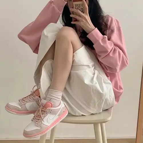 真人女礼服半身头像