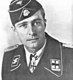 至少我们忠实的坦克,会给我们一个金属的坟墓