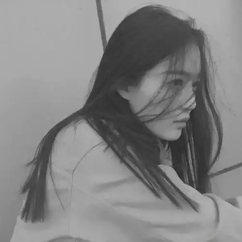 13句很现实句子你依旧是盖世英雄,但不再是我的