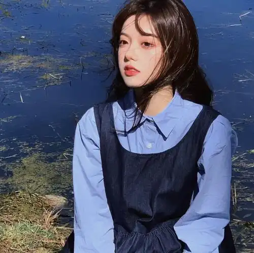 头像冷漠女真人文案