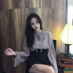 求问这个经常在港风淘宝店看到的女模特是谁好喜欢她啊