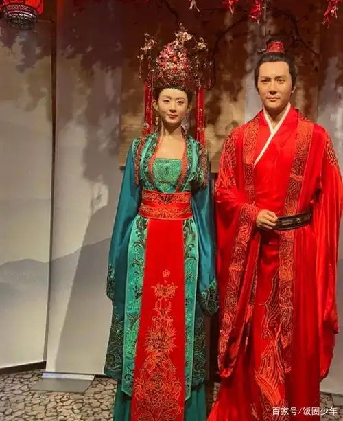 冯绍峰离婚后首换头像,但殊不知,他和赵丽颖还保留最后一丝暧昧