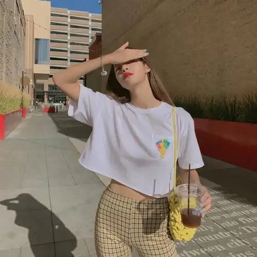 女生头像超可的真人头像