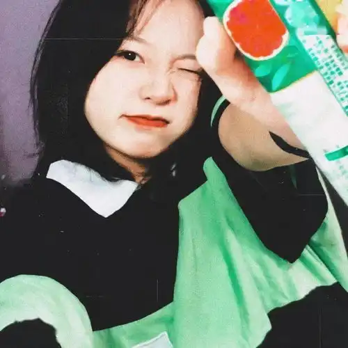 一组真人胶片女生头像,请签收