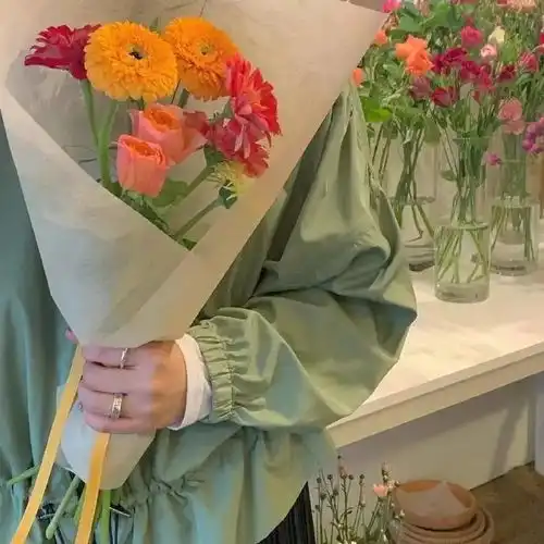 快乐女生头像花花世界