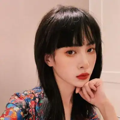 职场头像女气质人到中年