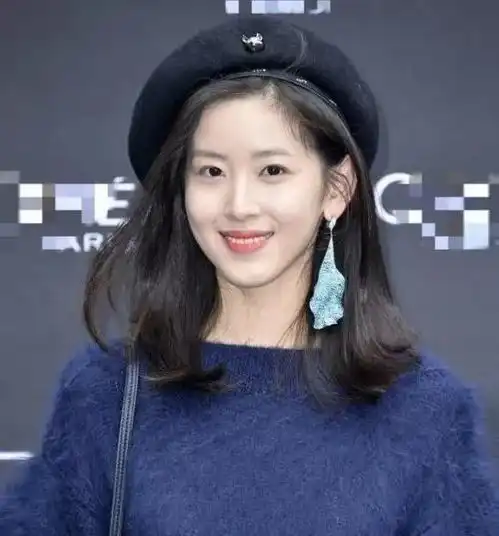 被颖宝的帽子圈了粉,开年我也要这样美帽过人