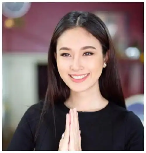 娱乐圈的变性女星除了金星,这四位也是,不说还真没看出来