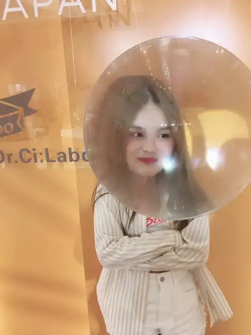 橙色预警广州这家快闪店炫酷来袭,吸引全广州的美女都来打卡