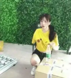 90后独臂少女相貌出众,月入过万,却无人愿娶